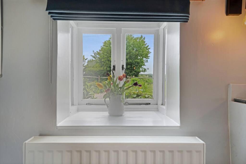 Local Walks Pub Gardens Pet Friendly Landscaped Gardens And Free Private Parking Villa Doddington  Luaran gambar